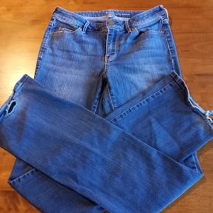 SOHO curvy botcut jeans women's size 6